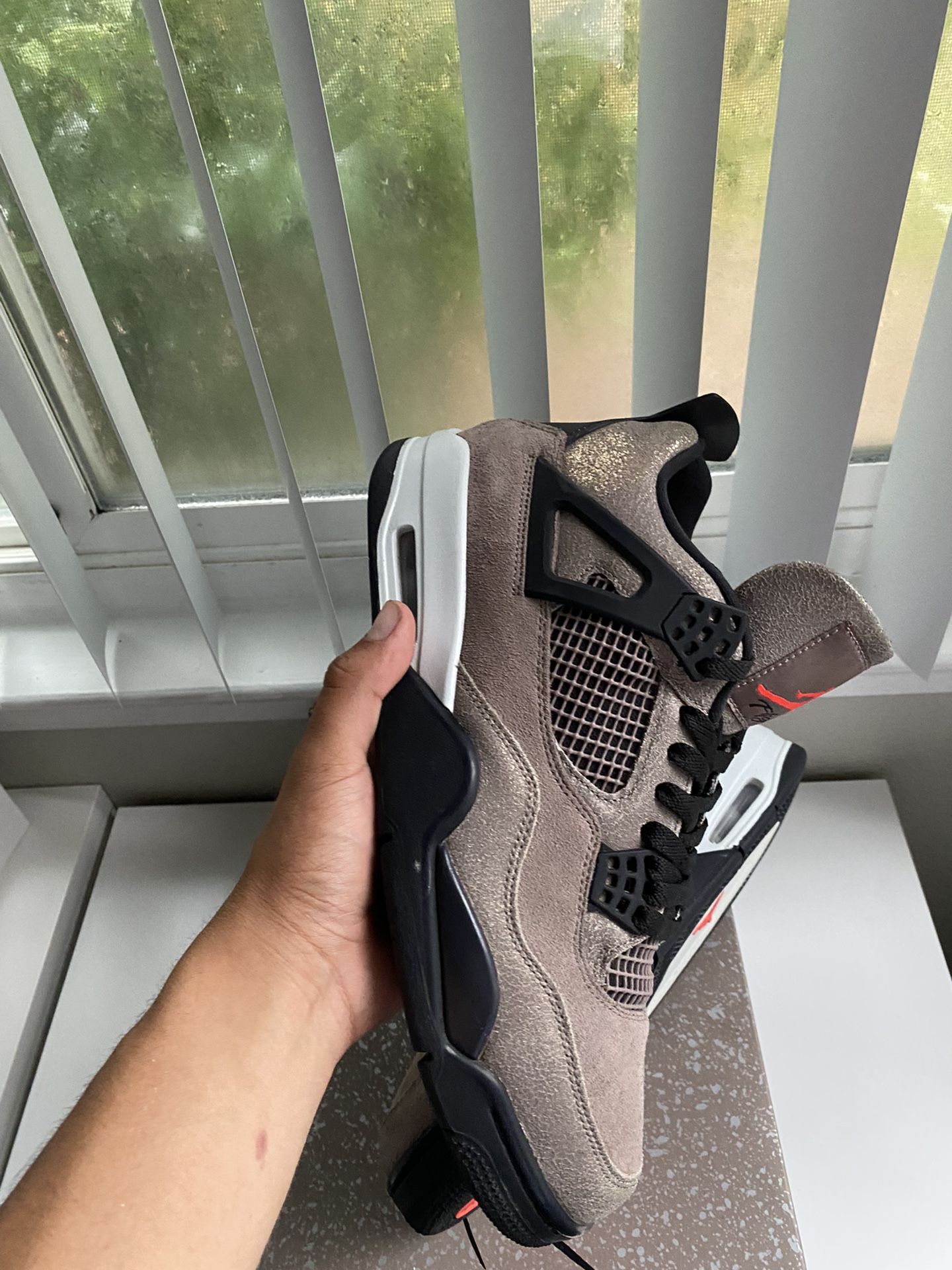 Jordan 4 Size 11