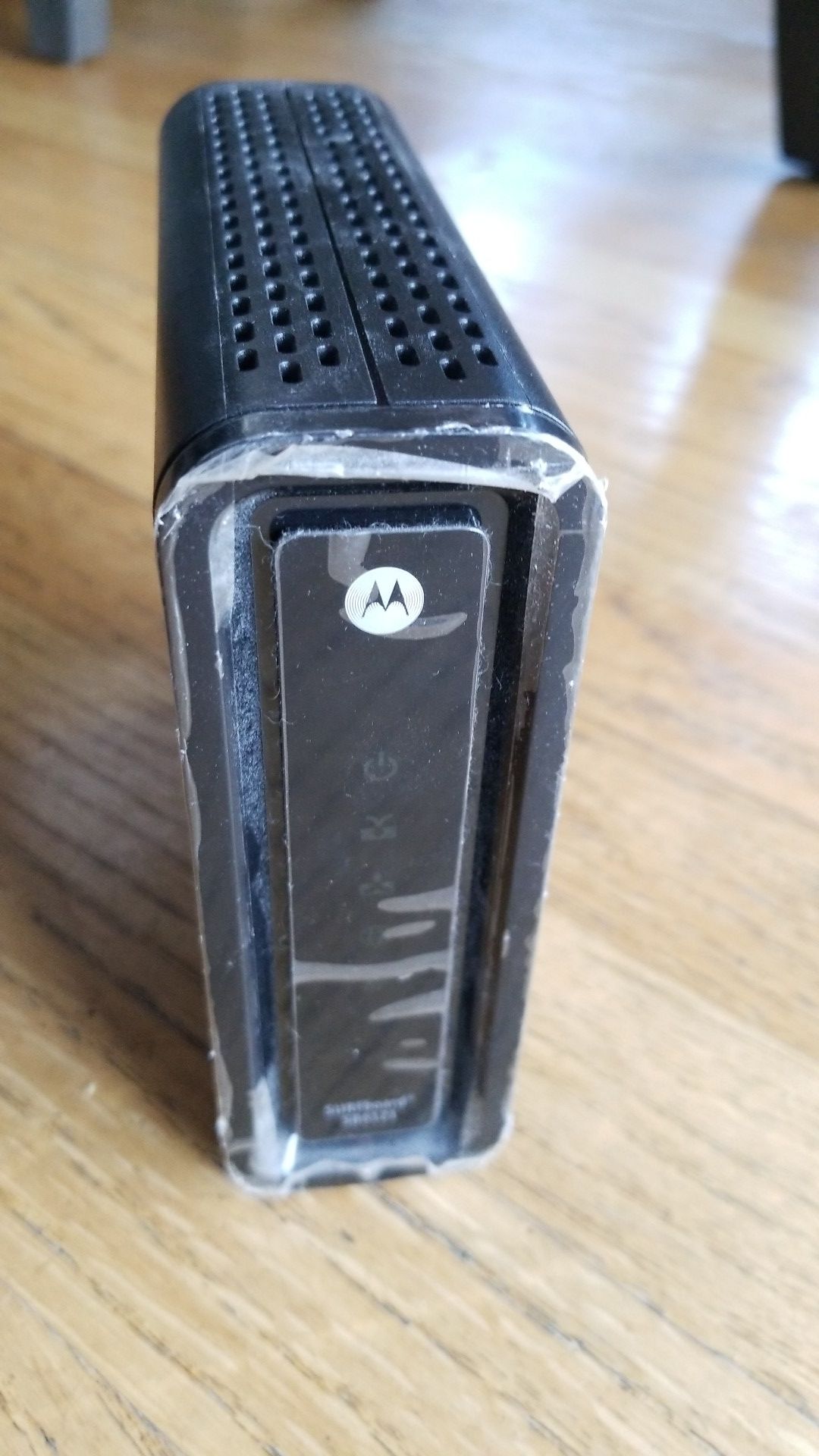 Arris Surfboard SB6121 Modem Comcast Xfinity for Sale in Seattle, WA
