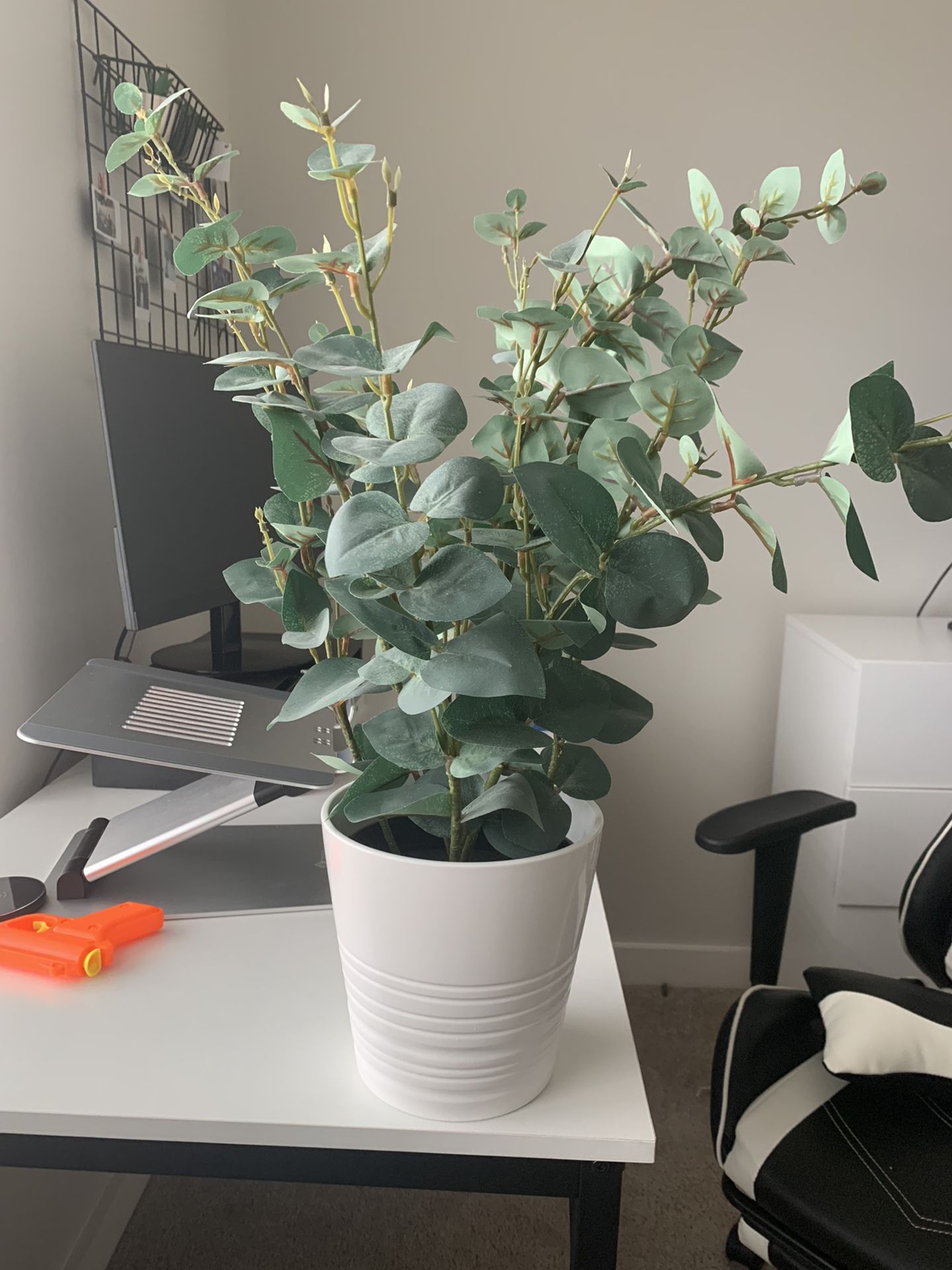 Fake Plant With Pot