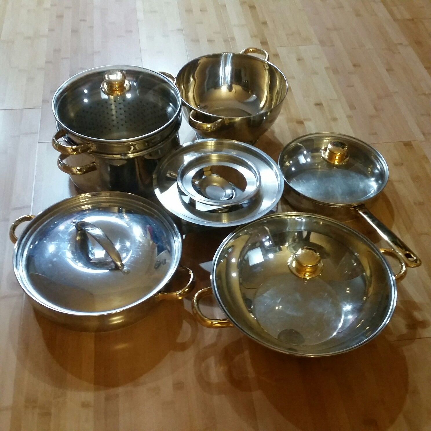 Command Performance Gold Cookware - $295