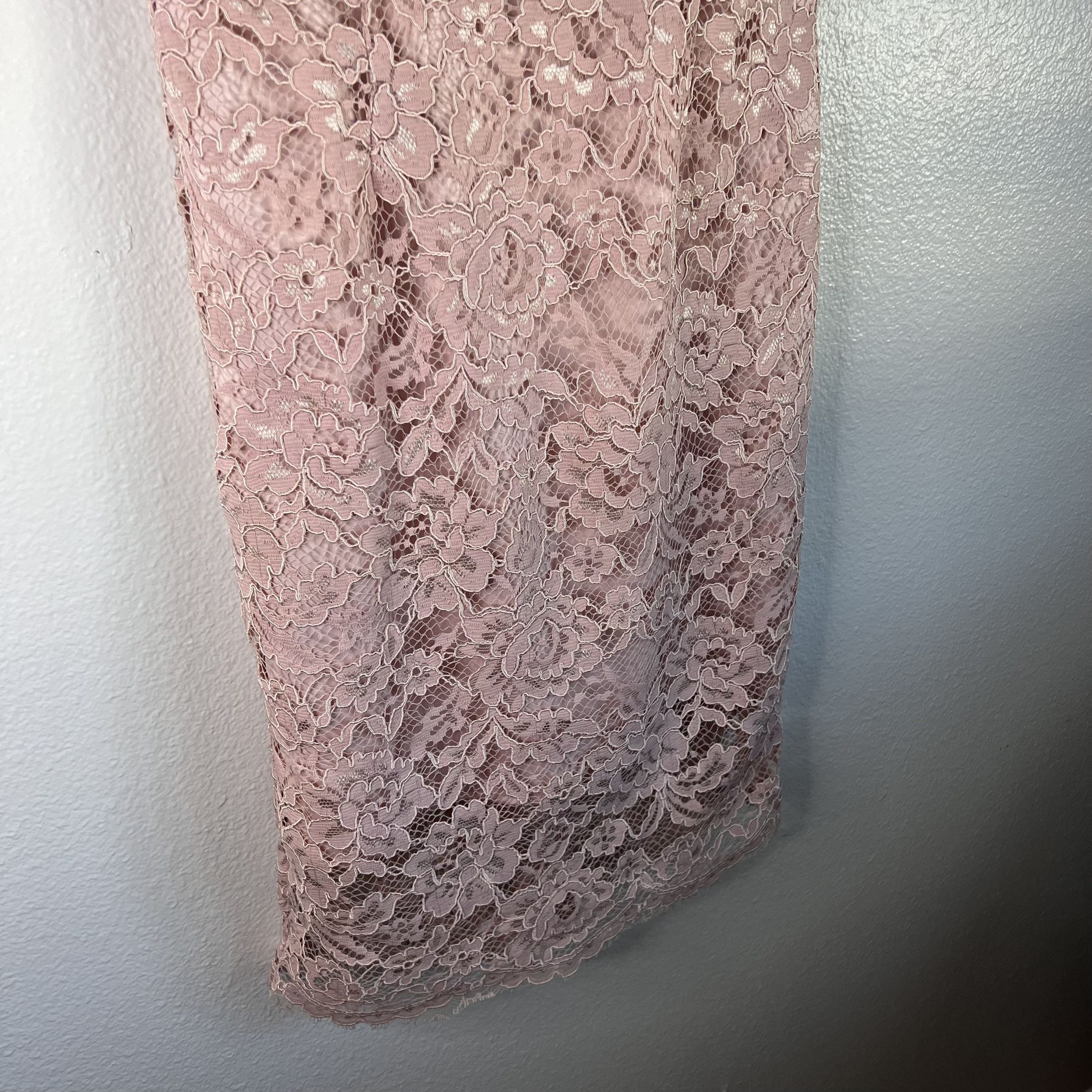 EUC Dolce & Gabbana Floral-Lace Short-Sleeve Dress Pale Blush Pink sz S