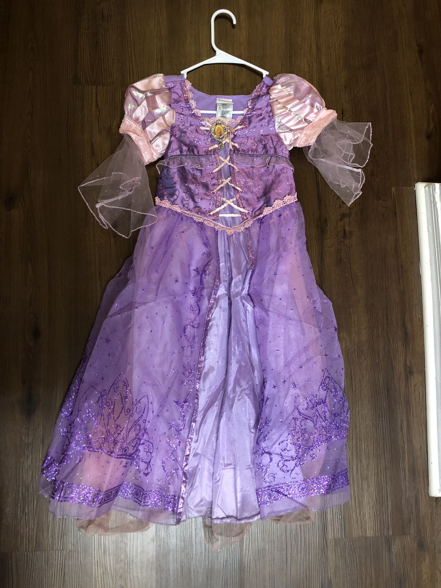 Disney rapunzel costume size 7-8
