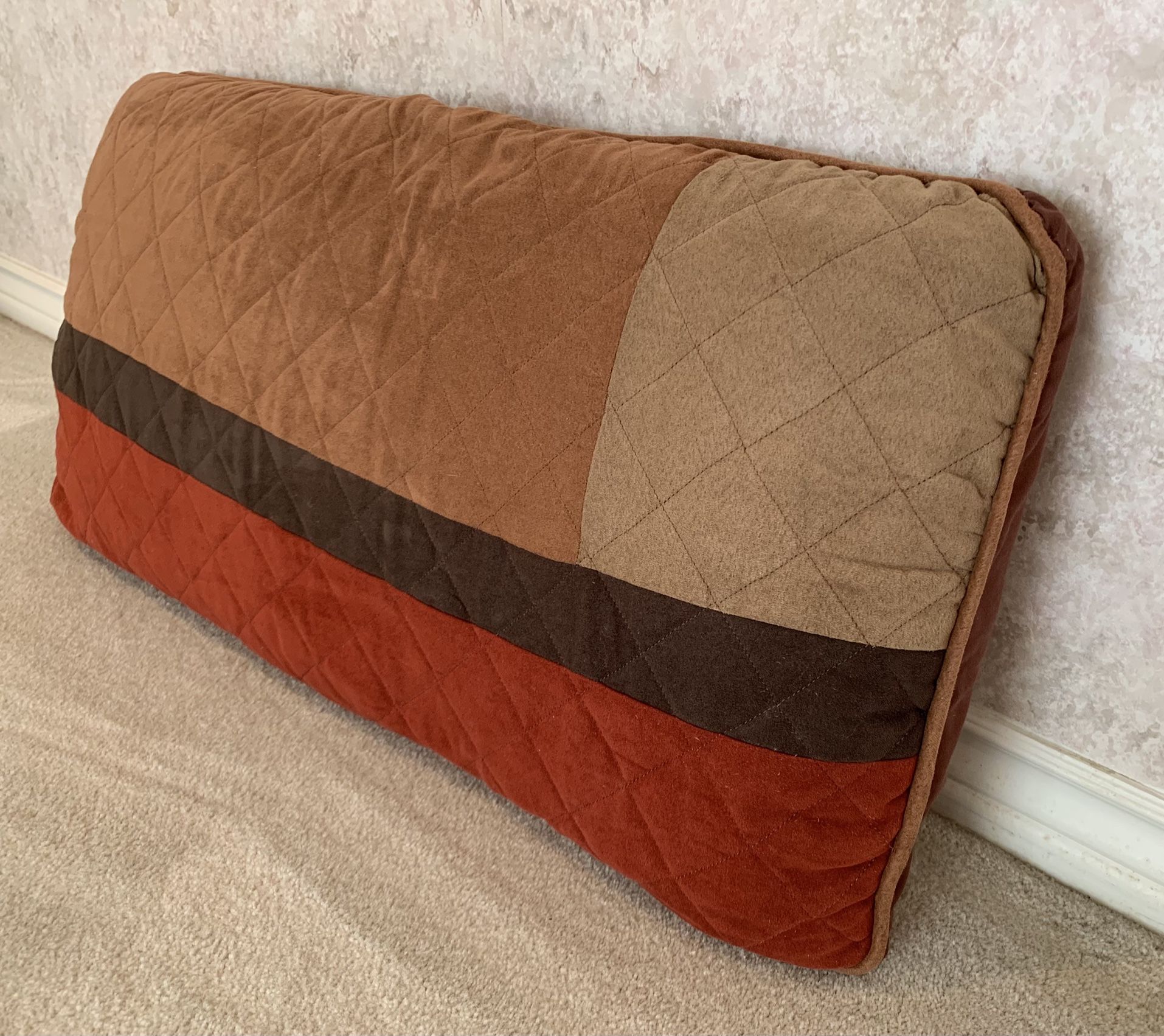 8 Piece Comforter Set/Queen Size