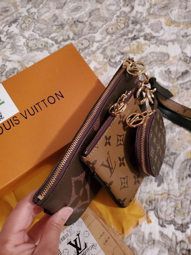 Wristlet