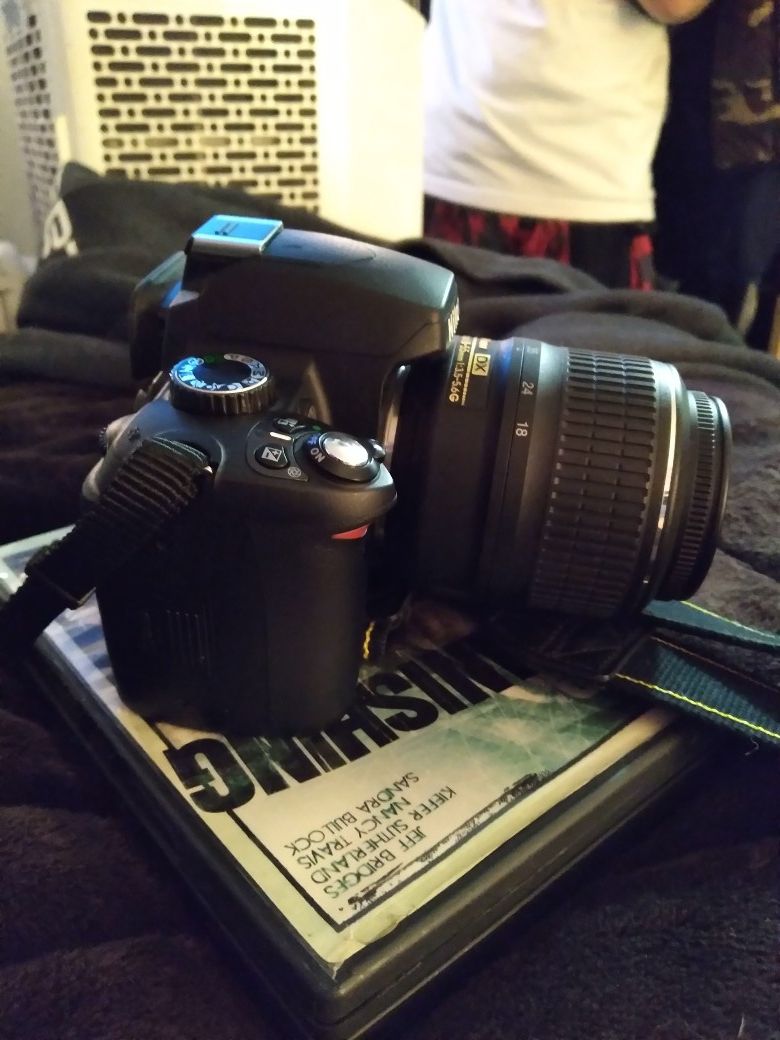 Nikon D60 with Nikon DX lense