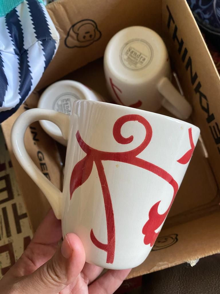 Coffee mugs and bowls