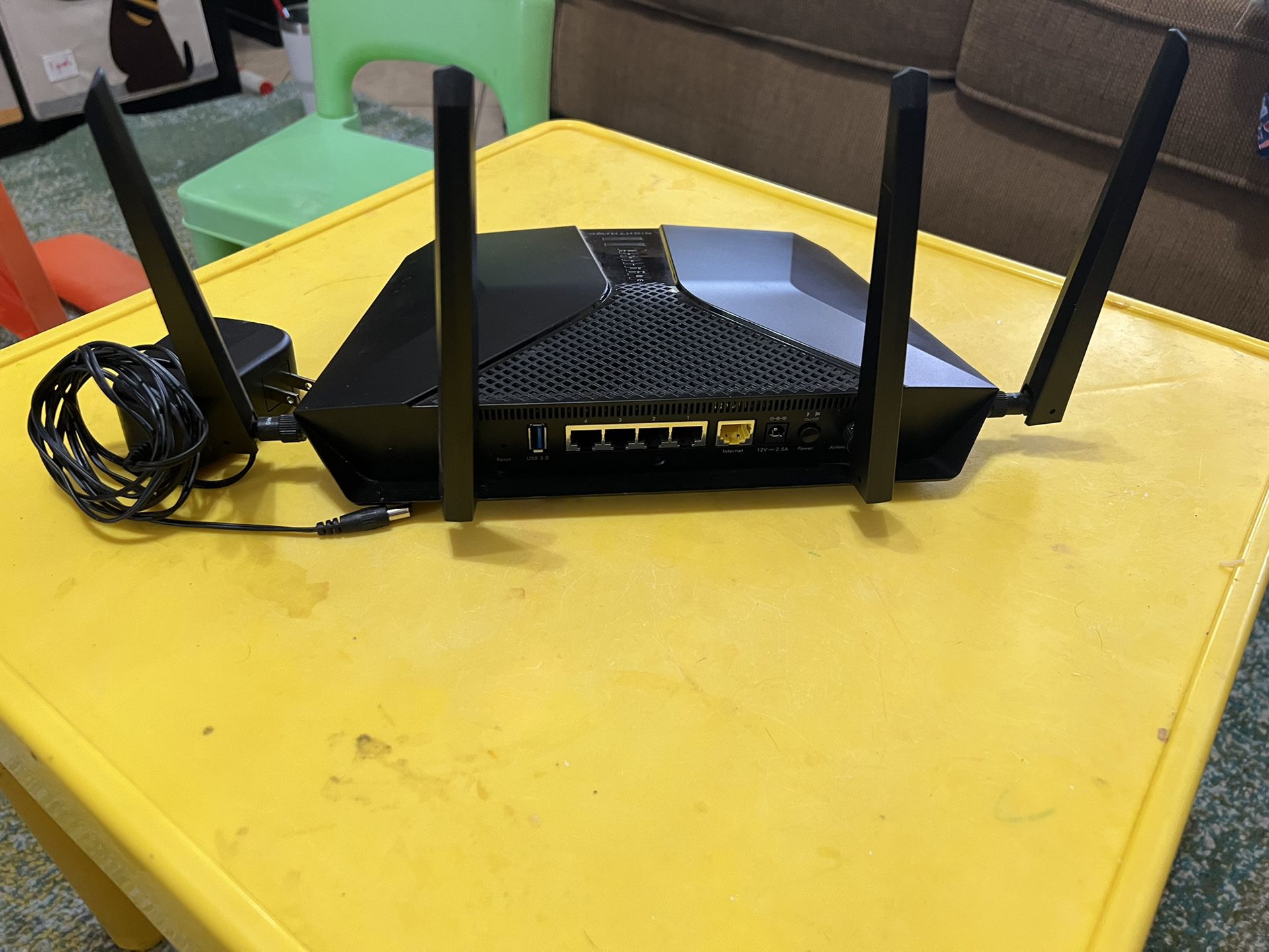 WiFi 6 Router Nighthawk AX-6 6-Stream AX4300