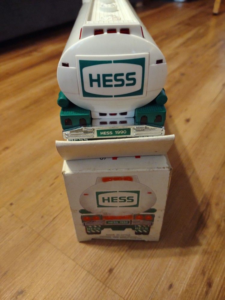 HESS Toy Tanker Truck 1990