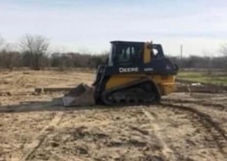 Skid Steer / Bobcat / Tractor El Dia/ Per Dayyy