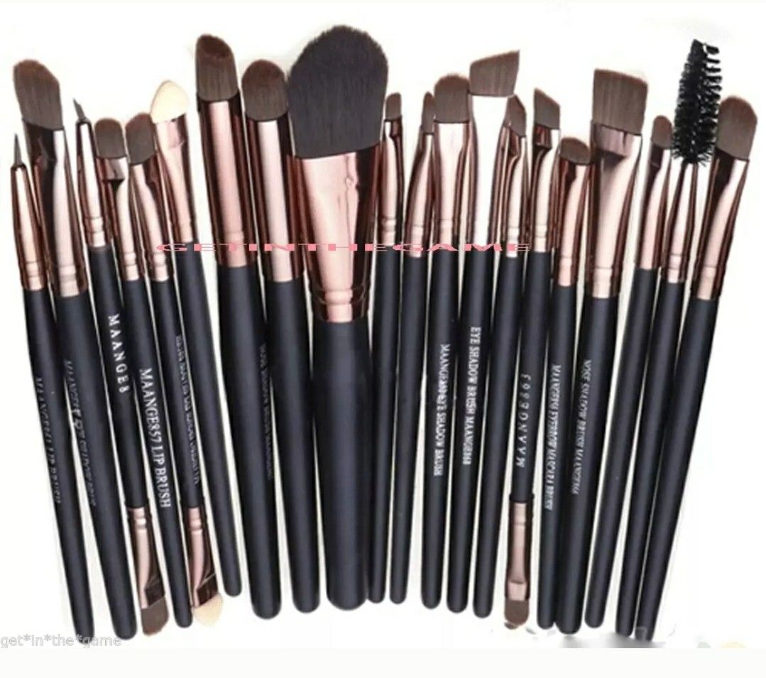 Brand new make up brushes
