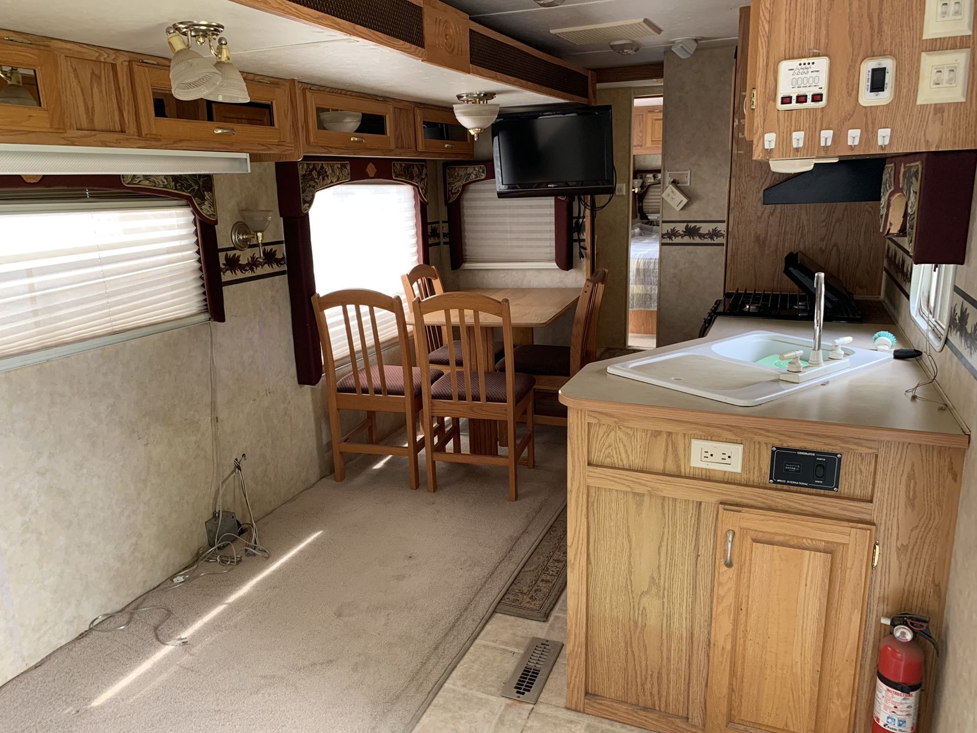 2005 JAYCO EAGLE TRAVEL TRAILER 308 FBS / 33ft for Sale in Gresham, OR ...