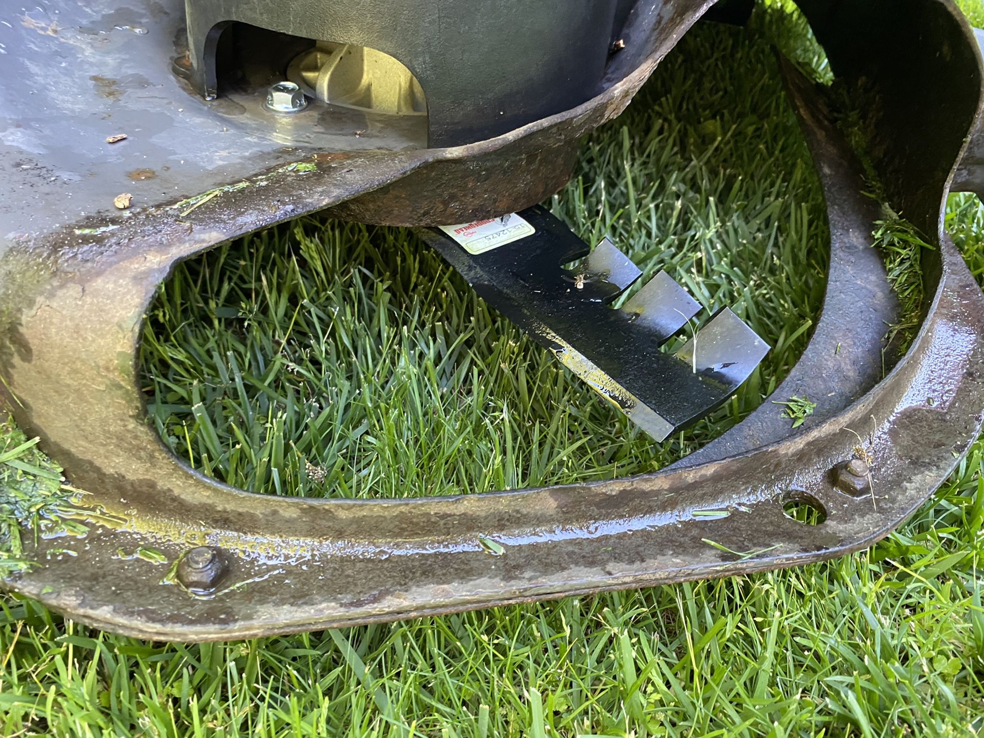 Husqvarna YTH2348 Riding Mower w/tune up belt blades battery for Sale