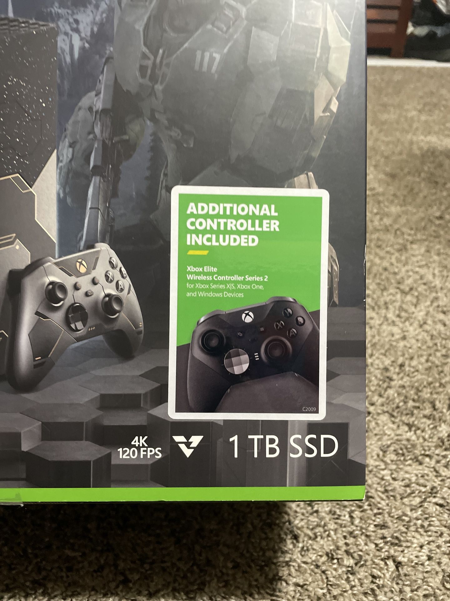 Halo Xbox Bundle , Comes W/ Extra controller