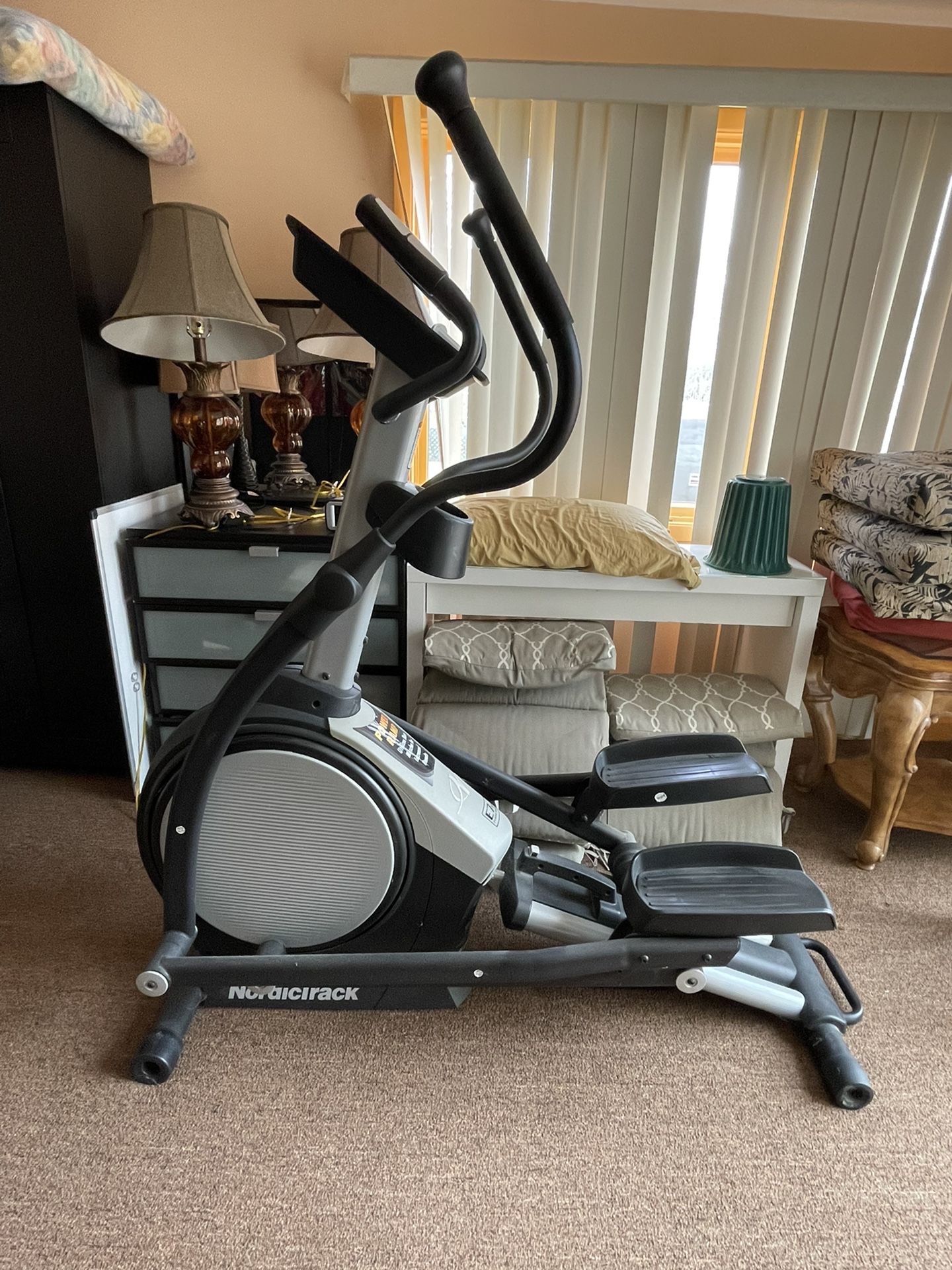 NordicTrack E 7 Elliptical