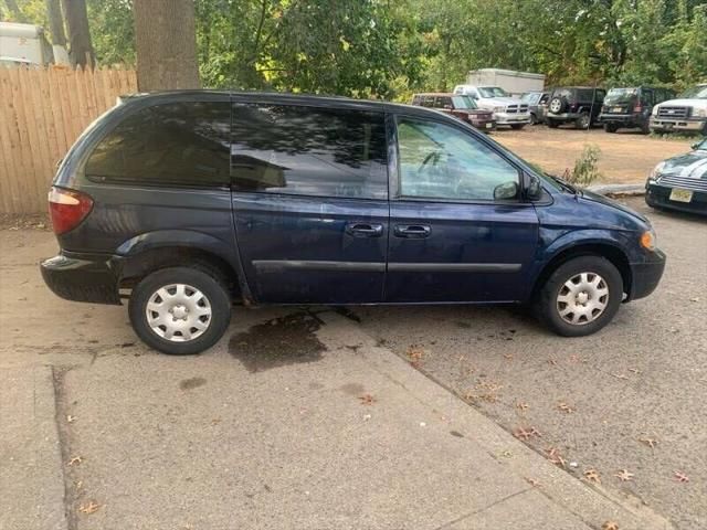 2007 Chrysler Town & Country SWB