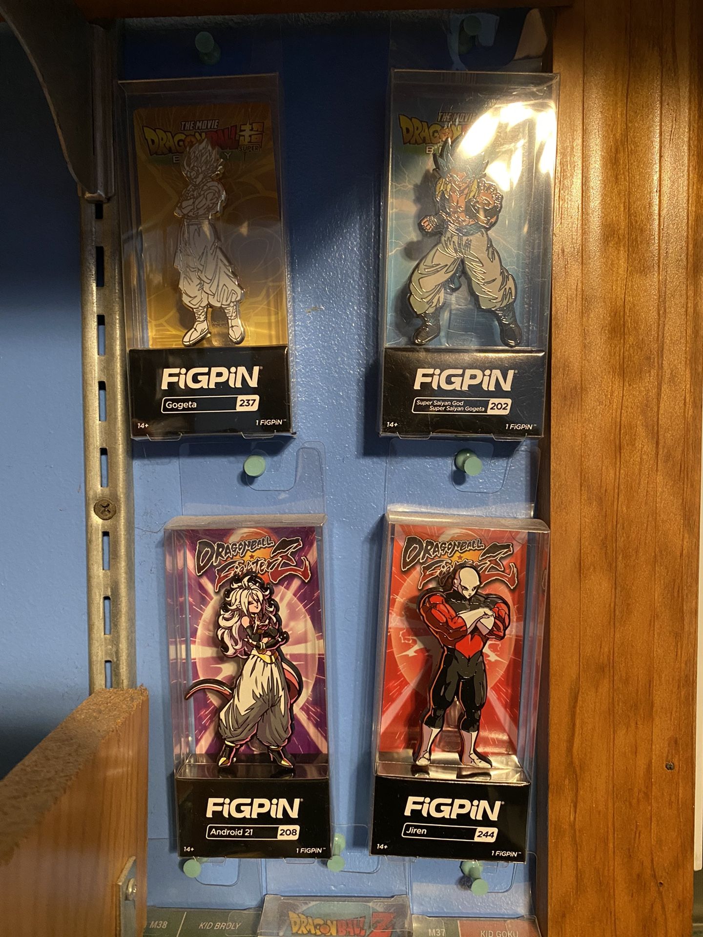 Dbz Fig Pin Lot
