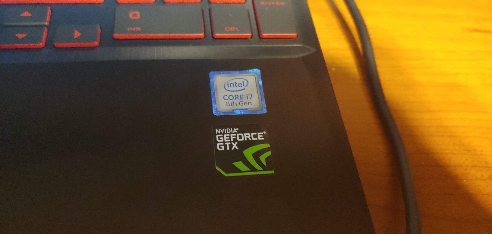 HP Oman i7 8750 laptop