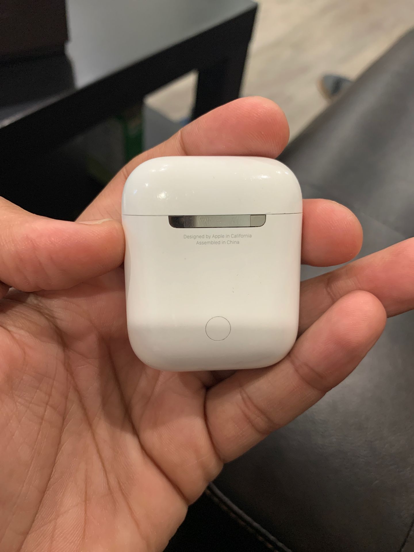 Airpods 1 charging case only