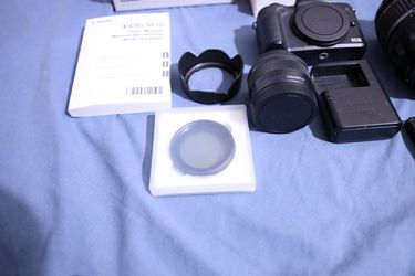 Canon Eos M50 Bundle !!  Sale! Comes with: Ef to ef-m adapter  Fd to ef-m adapter  2 battery’s  New ND filter  Thumbnail