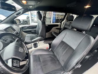 2018 Dodge Grand Caravan Thumbnail