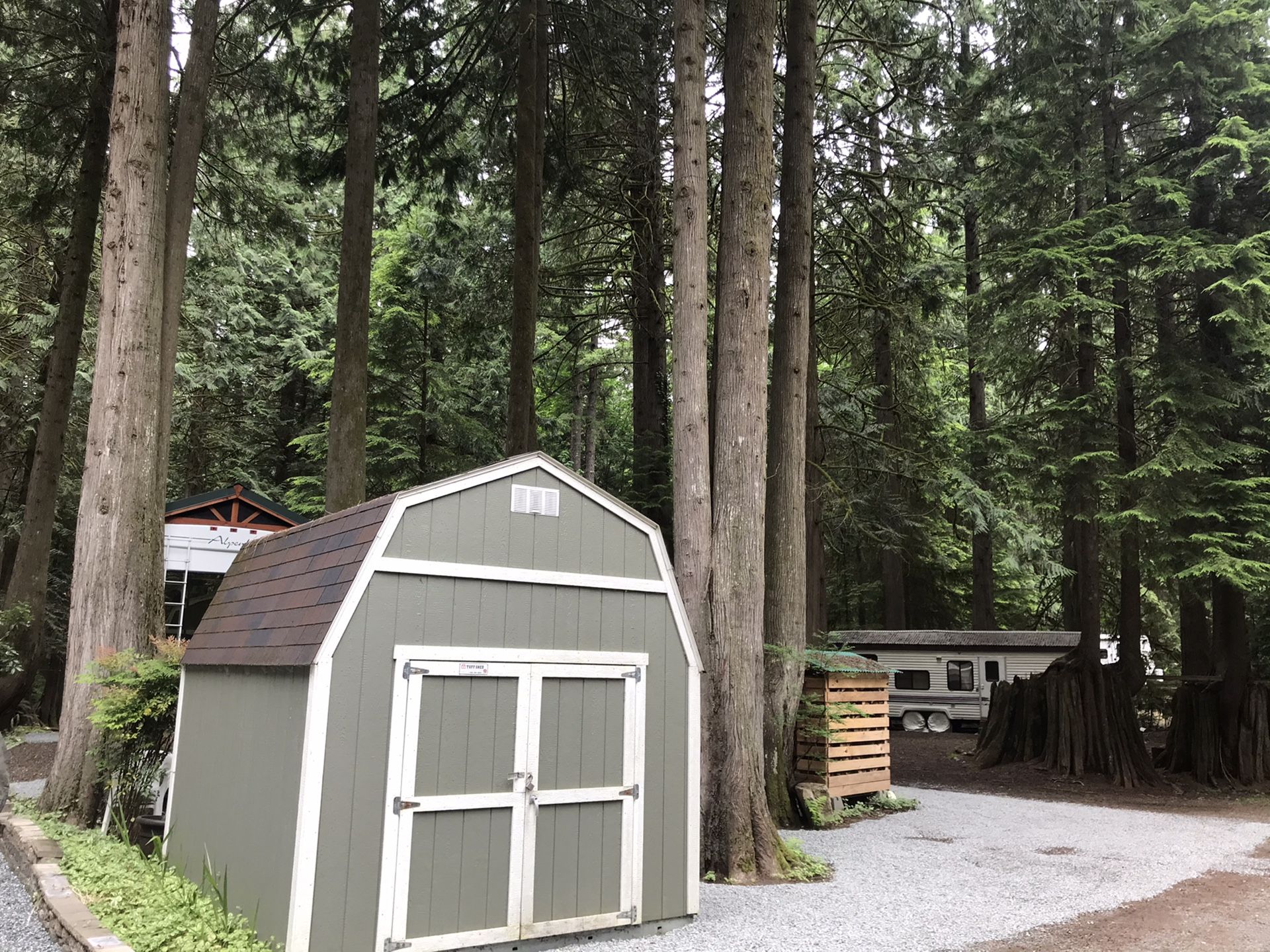 Lake Connor Park Camping Club, Lake Stevens, WA.....5th Wheel Furnished