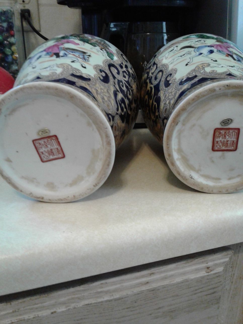 Chinese ceramic porcelain vases