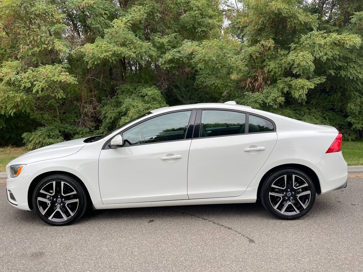 2017 Volvo S60