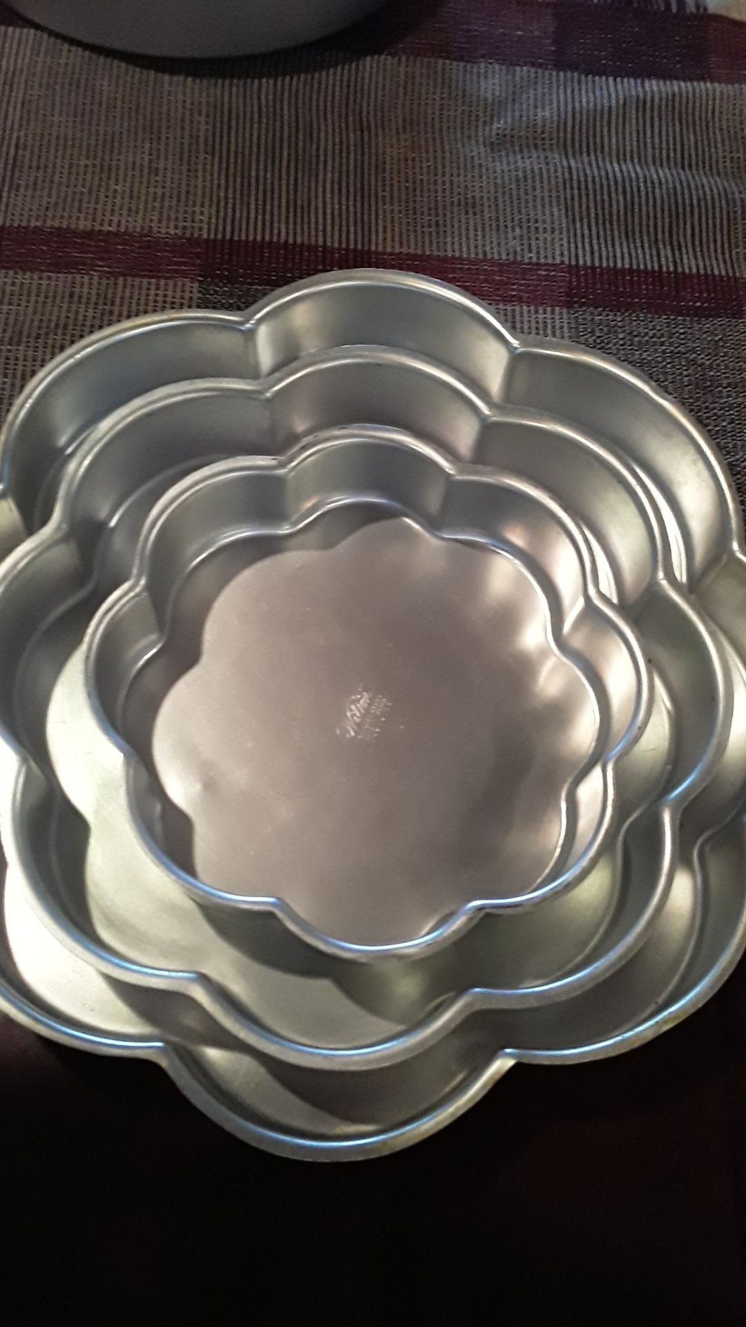 Cake pans