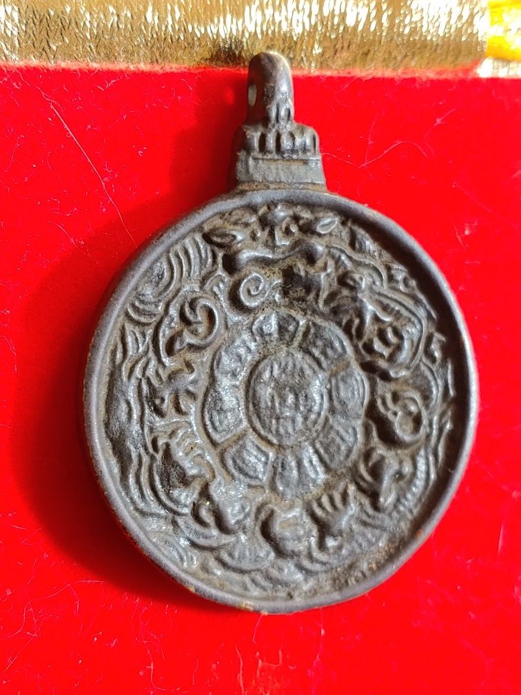 RARE: ANTIQUE HANDMADE TIBETAN BRONZE BUDDHISM AMULET**46.3×58.8MM.-29.3GR.**