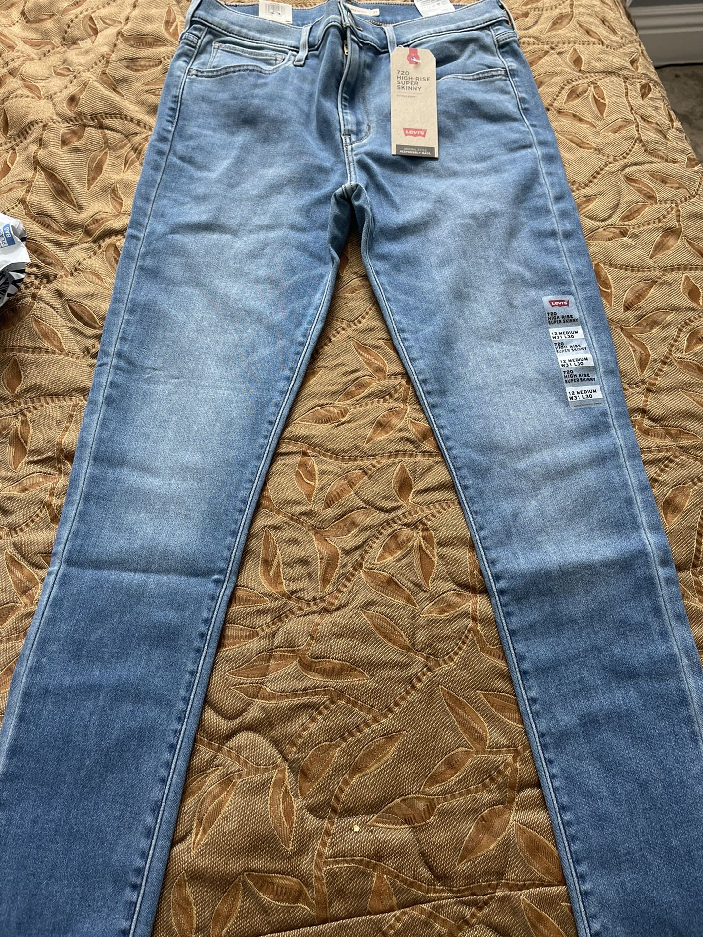 women levis
