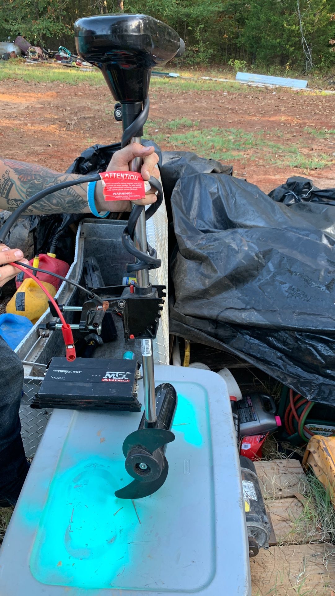 Motor guide