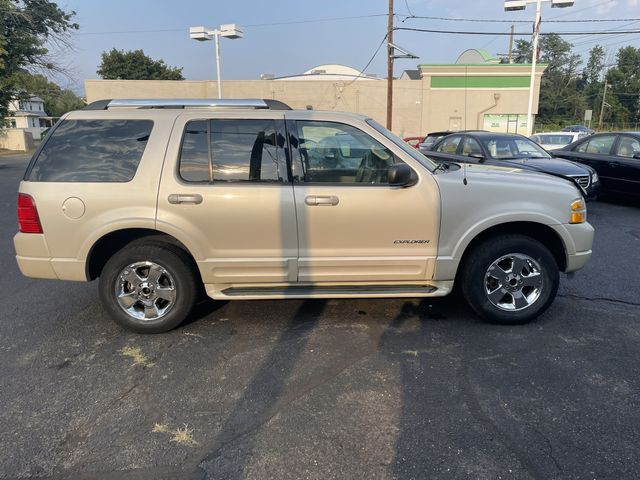 2005 Ford Explorer