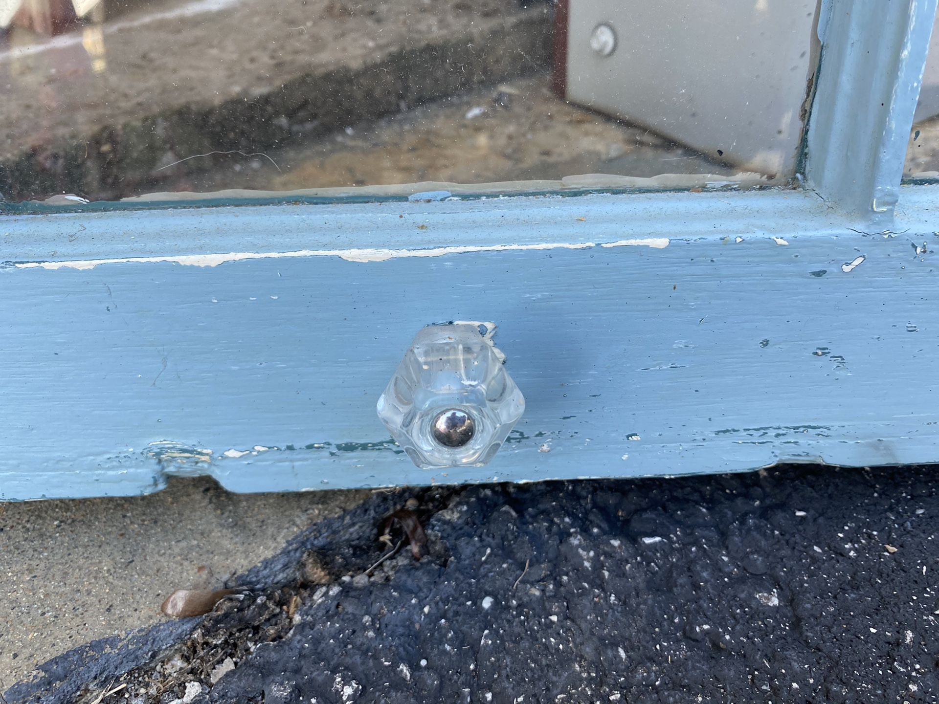 Decorative window