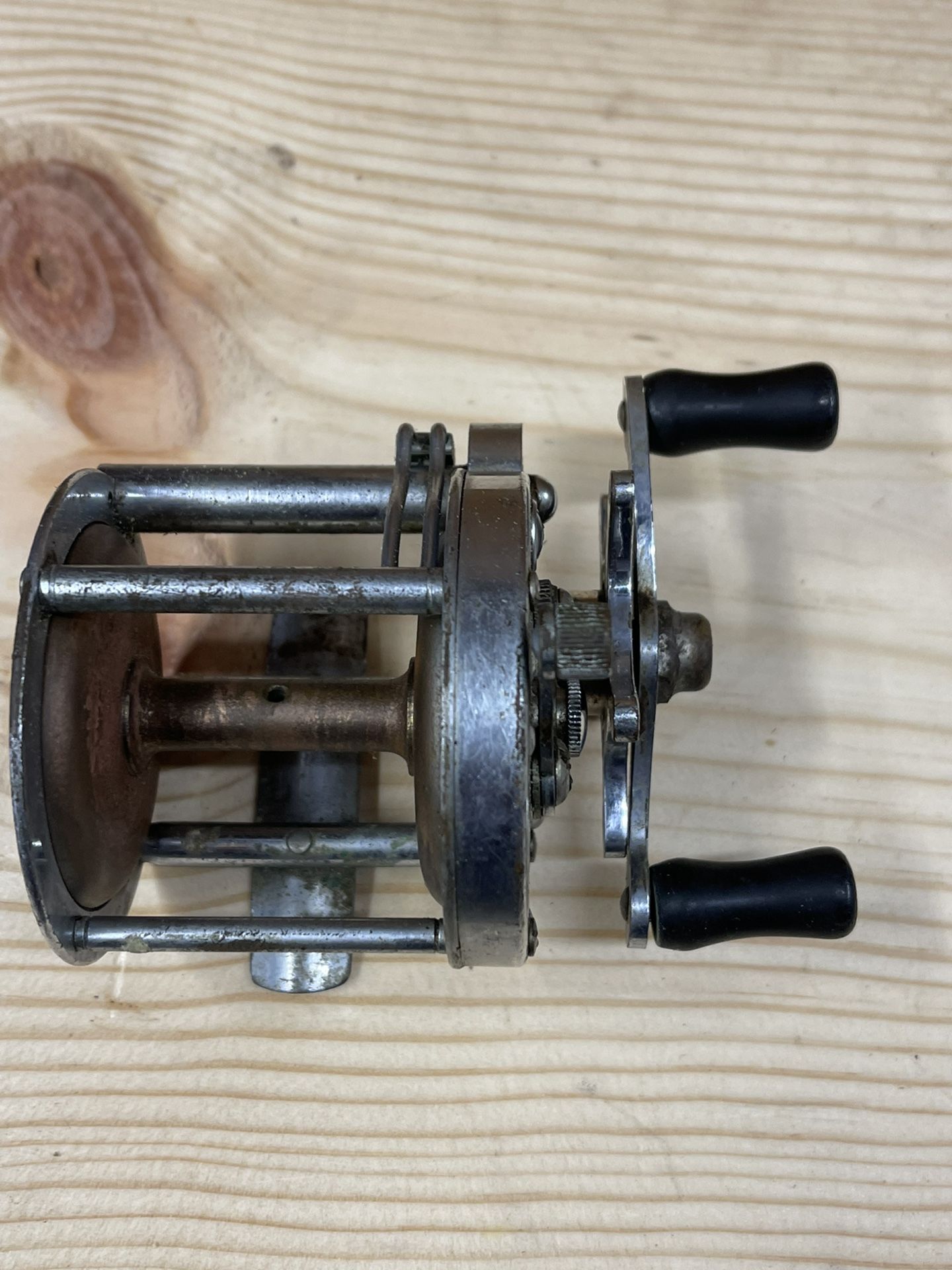 Vintage Fishing Reels (assorted)