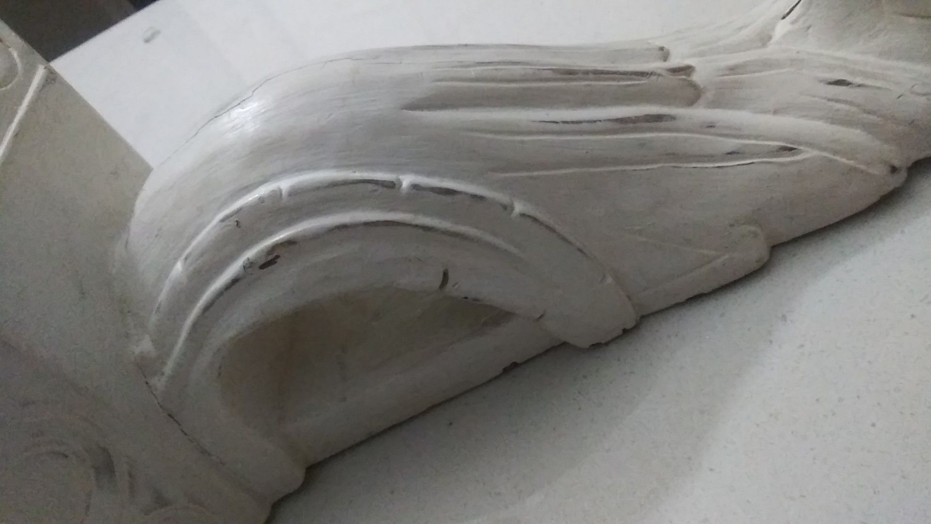 White wooden Corbelle(Bracket)