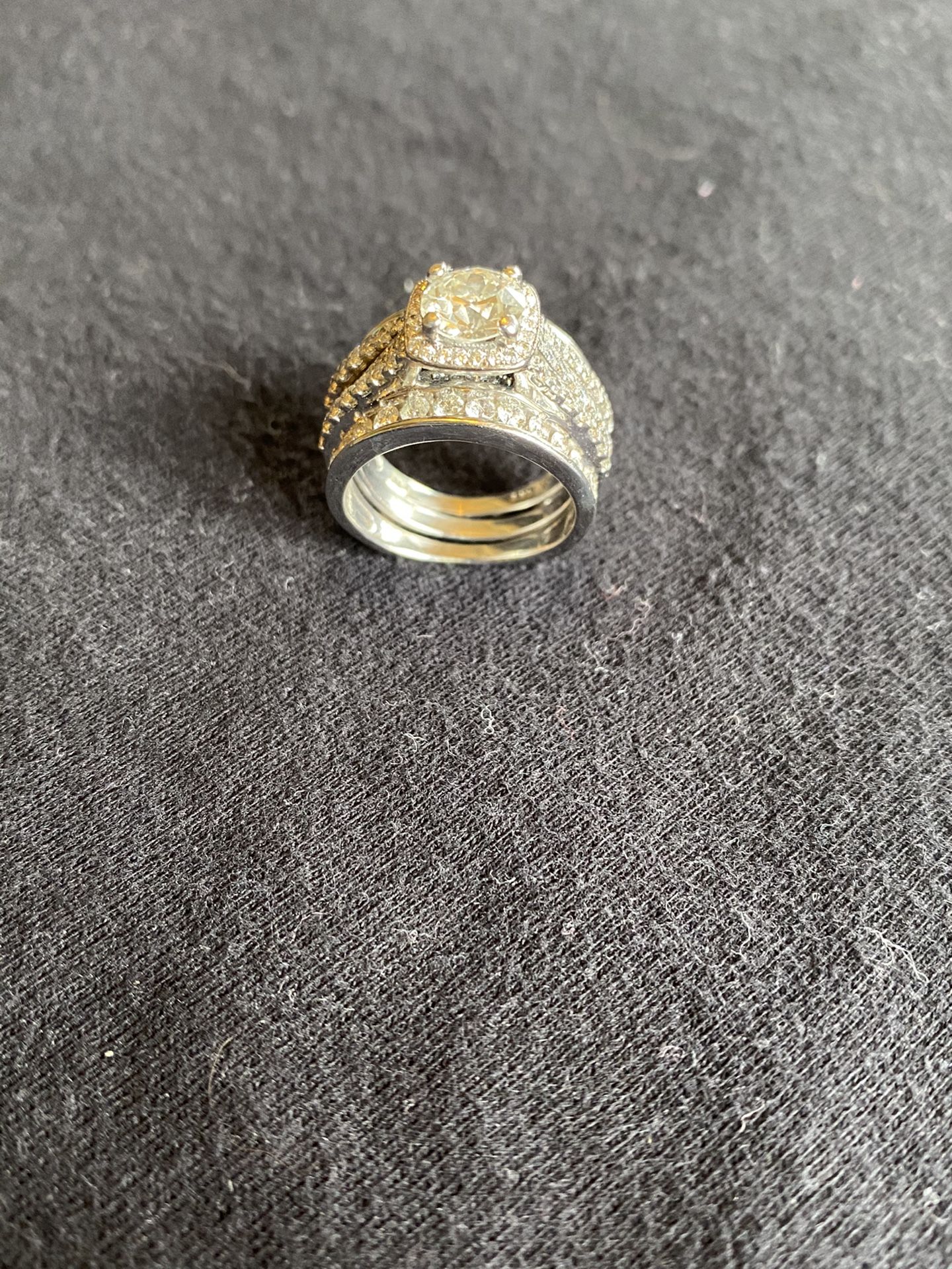 Wedding ring set