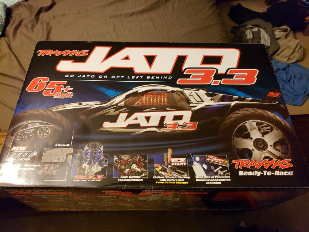 Traxxas jato 3.3 r/c truck new in box