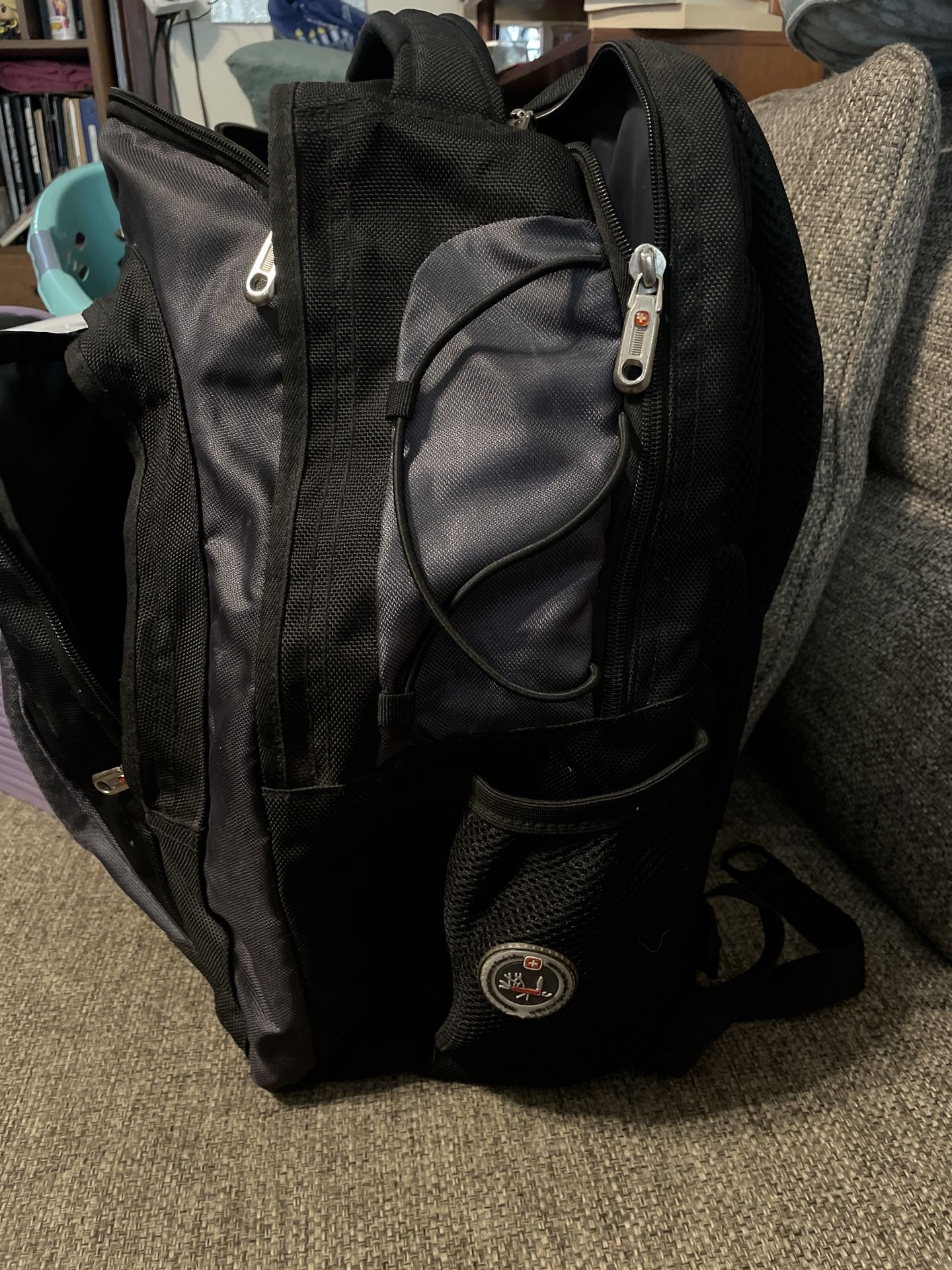 Swiss Gear Airflow Backpack w.laptop compartment & headphone feed