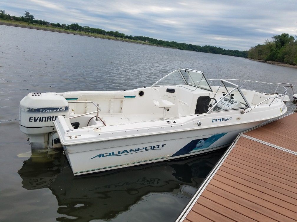 98 aquasport 200 horsepower Evinrude outboard motor