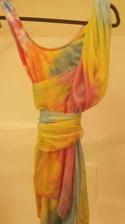 Pretty Tie Dye Dress With Scarfs Thumbnail