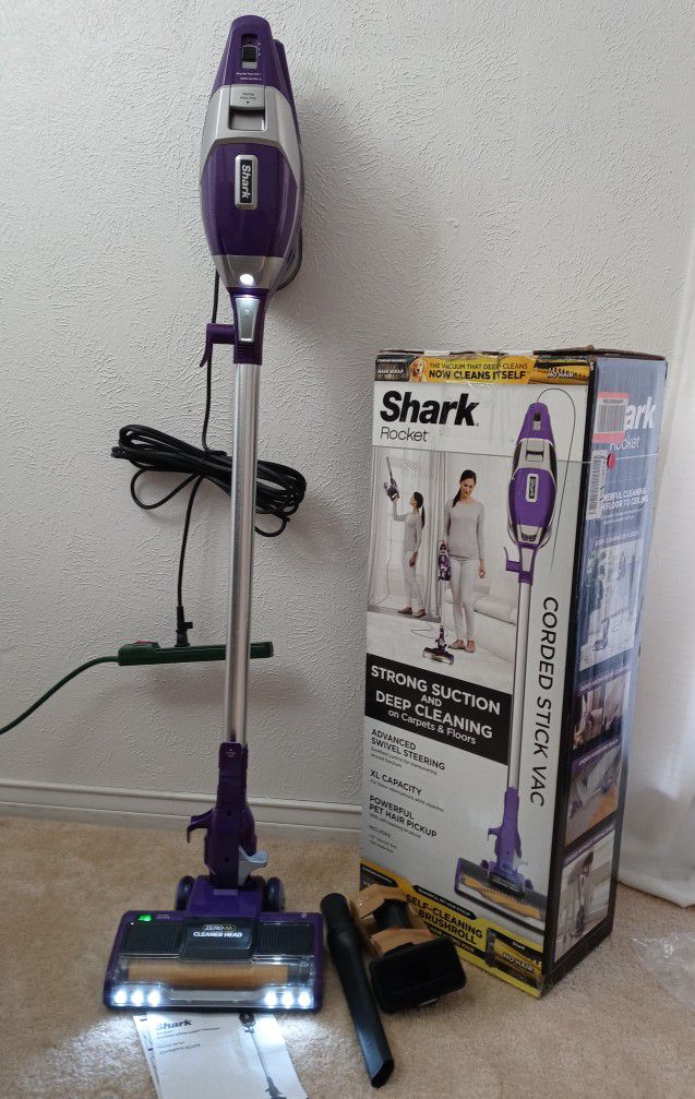 Shark ZS351 Ultra Light Rocket Corded Vacuum With Zero M Anti hair Wrap Technology XL Dust Cup. Handle Vacuum.
