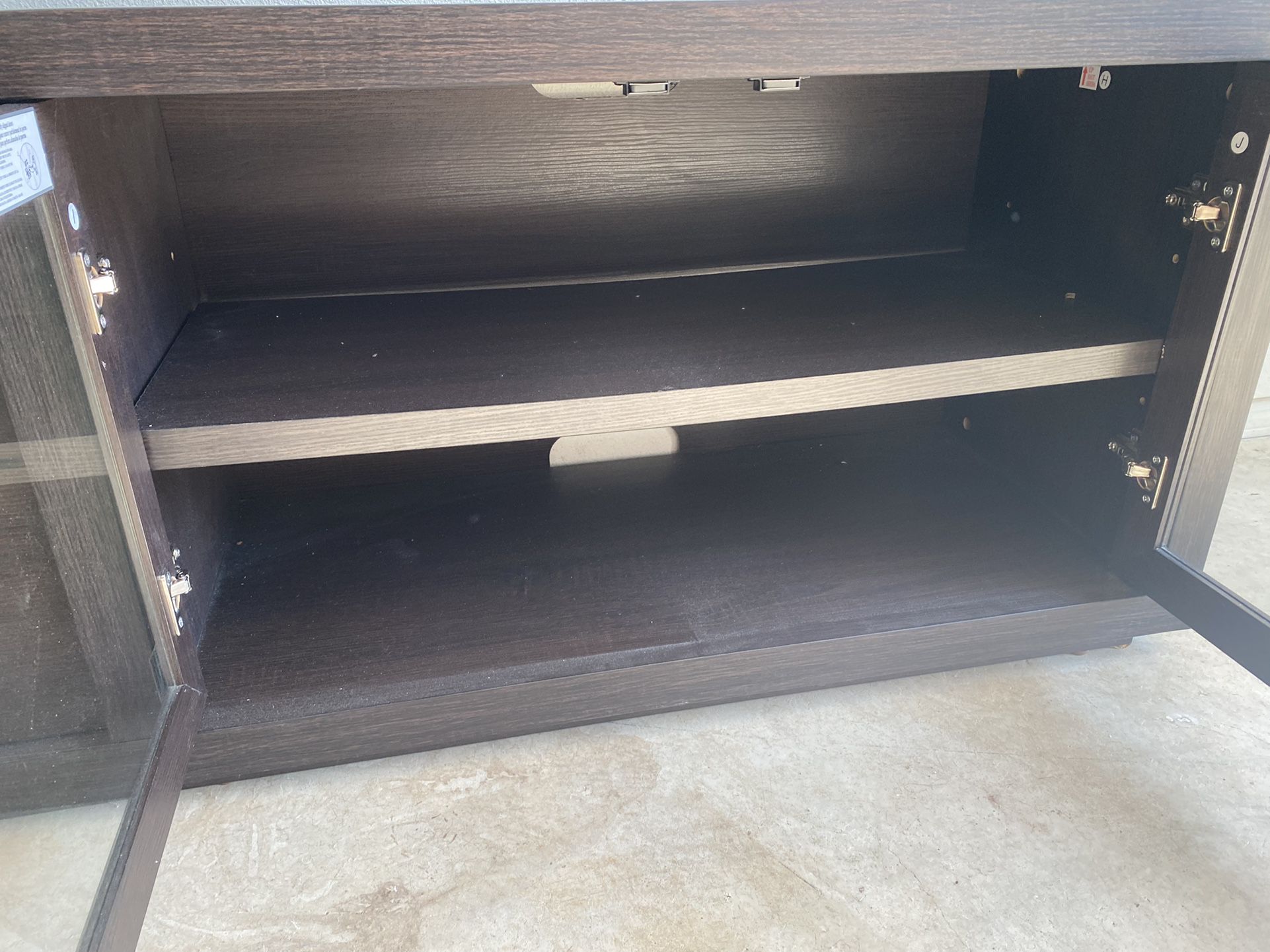 TV stand / Console