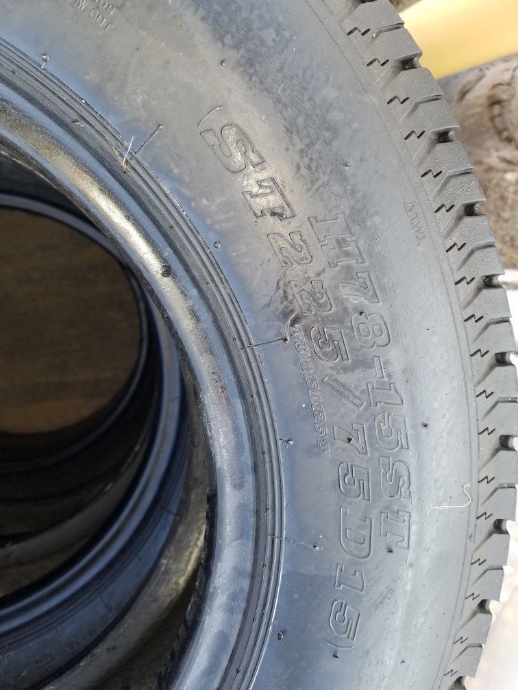 Trailer tires used st225-75D15