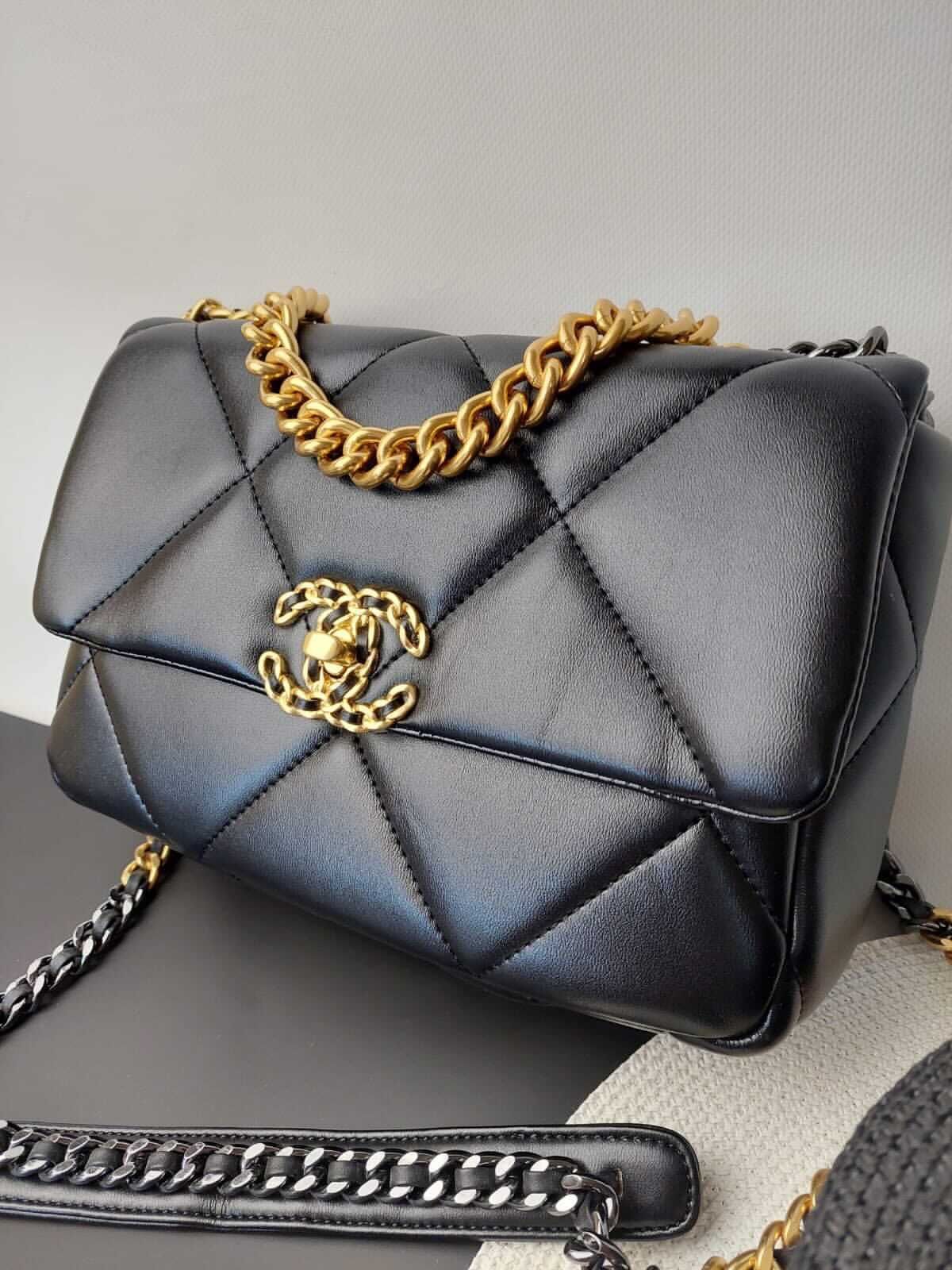 New Chanel Black Shoulder Bag, Includes Chanel Box, VIP GIFT