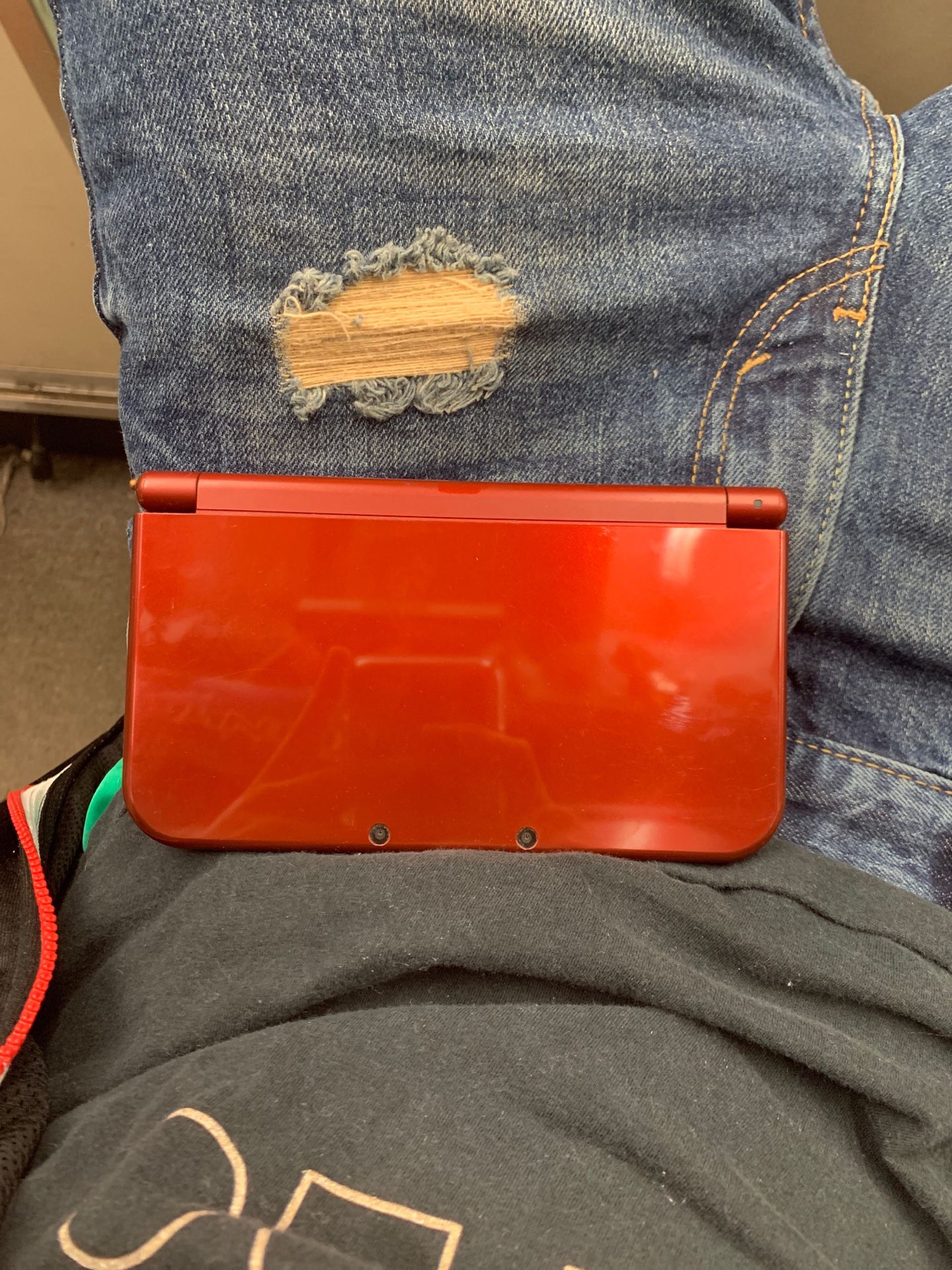 New Nintendo 3ds XL Red