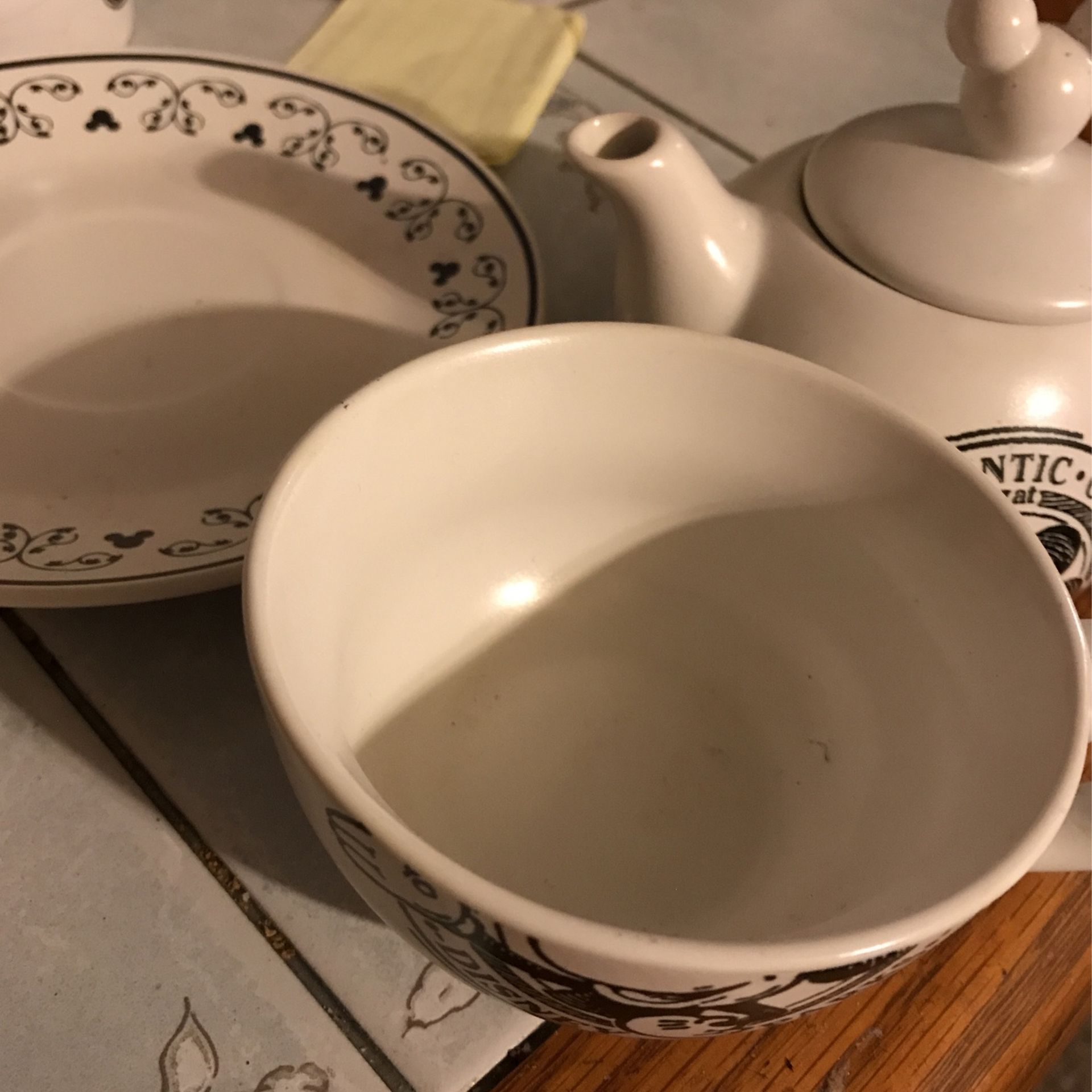 DISNEY TEAPOT Cup And Saucer Set New From Disney World No Chips