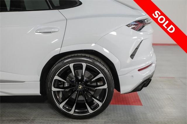 2020 Lamborghini Urus