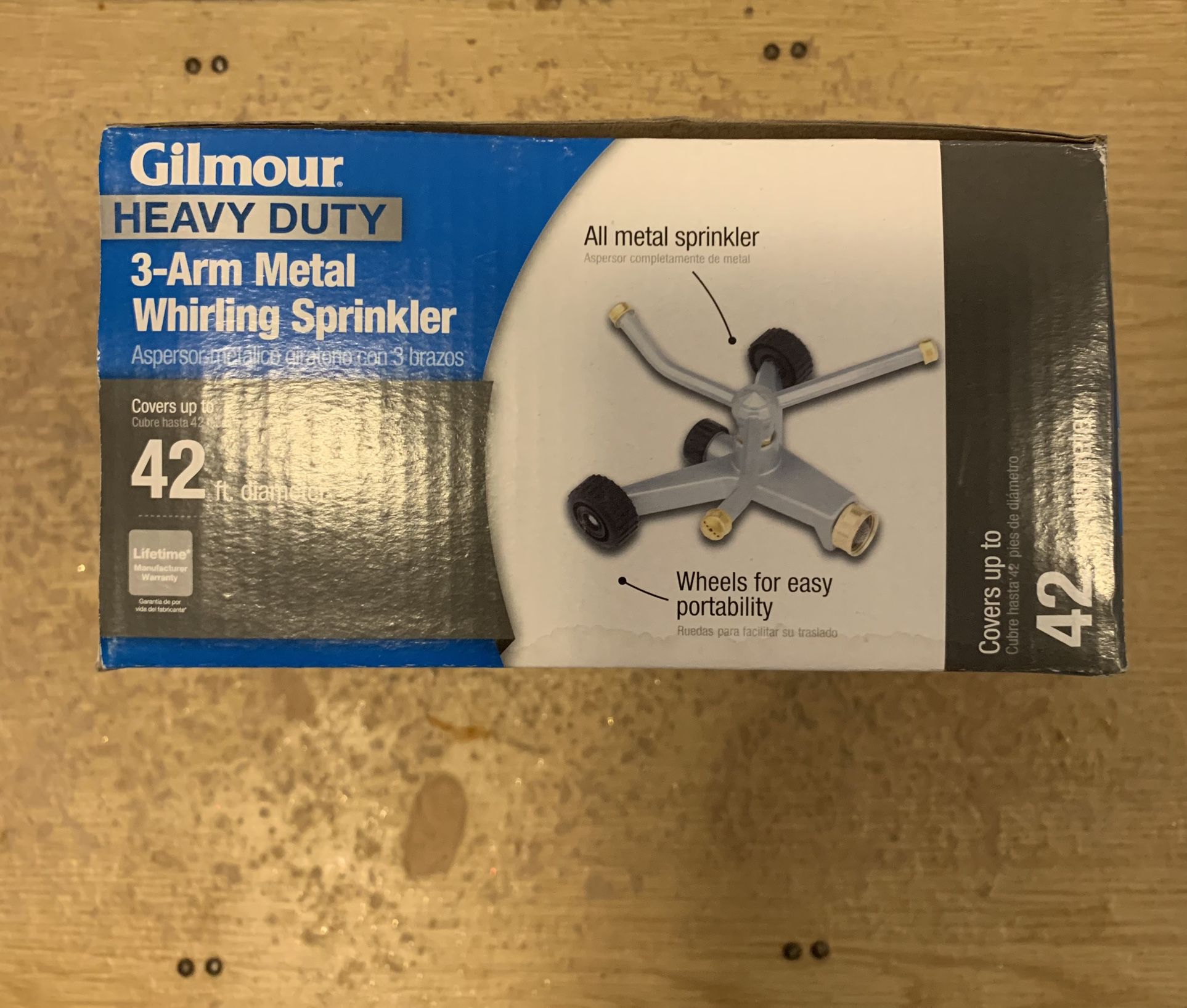 Gilmour 3 Arm Whirling Sprinkler Metal Quality New in box
