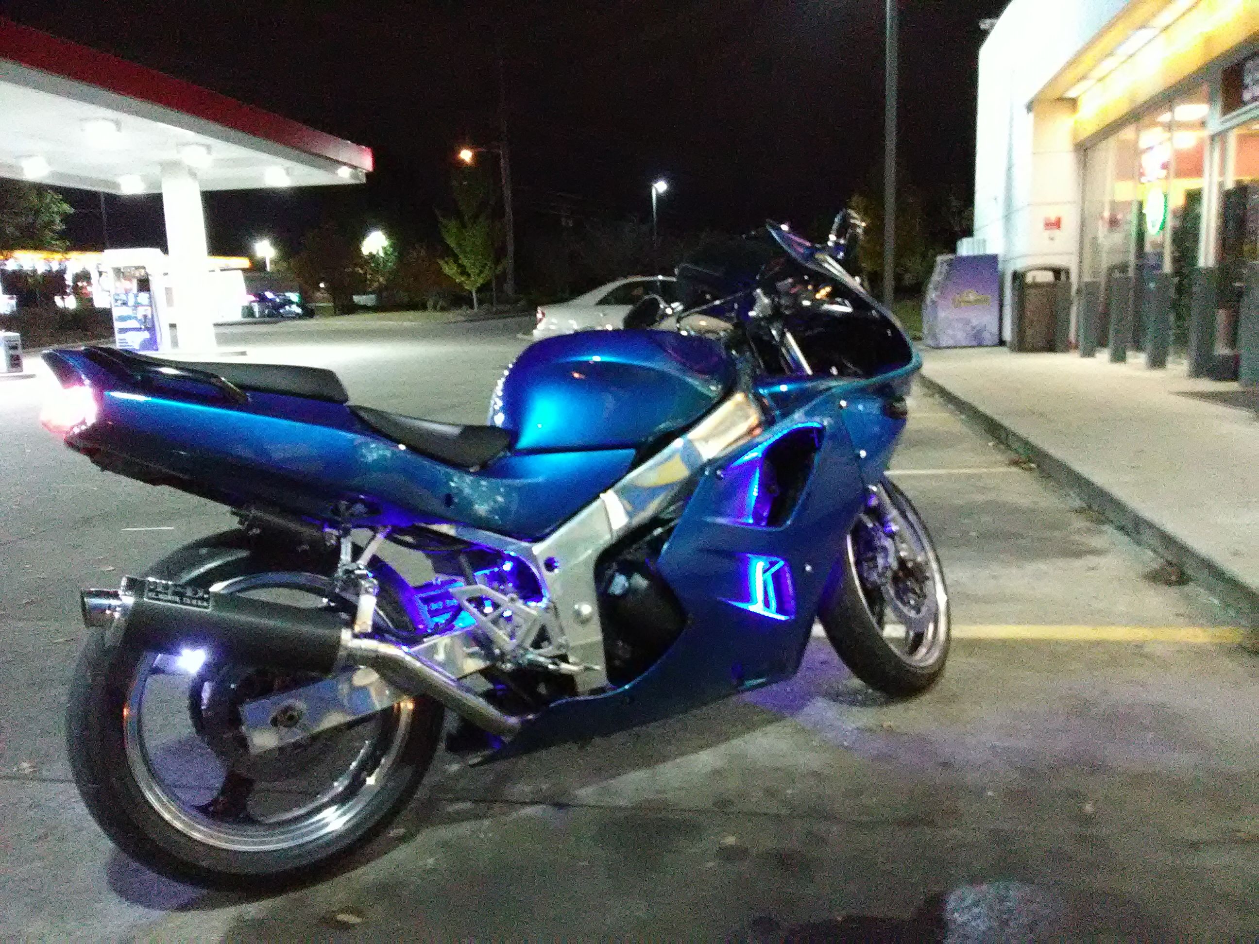 Fully custom built95 ninja Zx6r