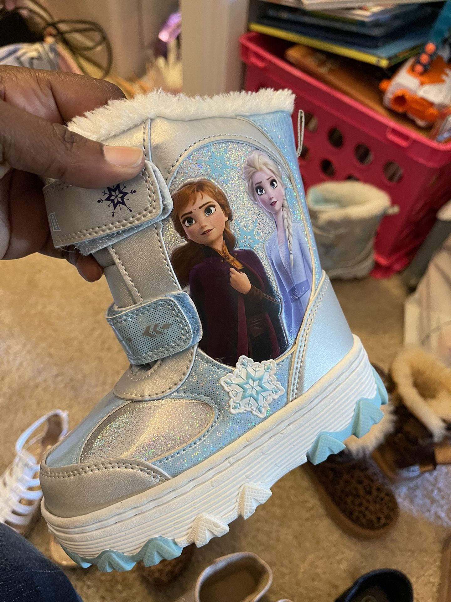Frozen Snow Boots Size 7 Kids